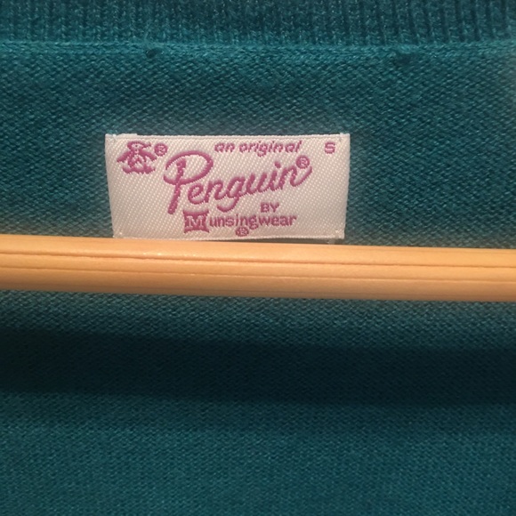 NWOT Original Penguin V-neck sweater, size Small - Picture 5 of 11